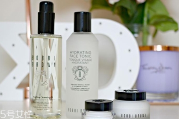 芭比波朗和mac哪個(gè)好 風(fēng)格完全不同 芭比波朗和mac哪個(gè)好 風(fēng)格完全不同