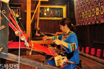 織錦是哪個民族的 分屬多個少數(shù)民族 織錦是哪個民族的 分屬多個少數(shù)民族