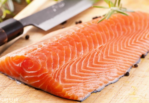 三文魚(yú)減肥嗎 卡路里低的美味