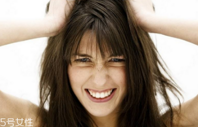 輕微狐臭會越來越嚴(yán)重嗎 狐臭的特征