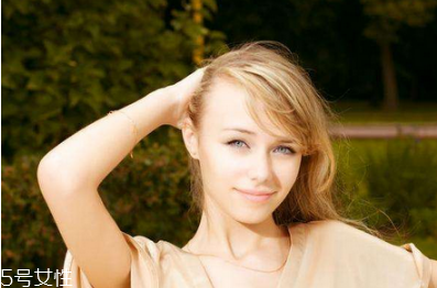 輕微狐臭會越來越嚴(yán)重嗎 狐臭的特征