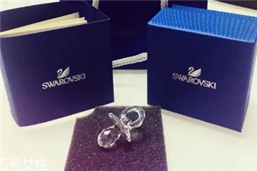 施華洛世奇奶嘴項(xiàng)鏈多少錢 精致可愛有童趣