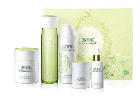 佰草集哪個(gè)系列好用 佰草集各個(gè)系列價(jià)格及功效 佰草集哪個(gè)系列好用 佰草集各個(gè)系列價(jià)格及功效