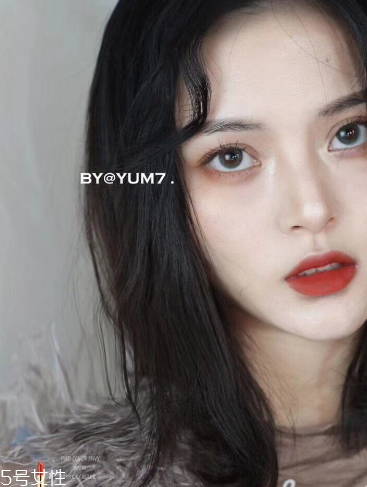 雅詩蘭黛333口紅價格 今年秋冬你一定缺一支 雅詩蘭黛333口紅價格 今年秋冬你一定缺一支