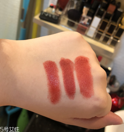 雅詩(shī)蘭黛333和迪奧740哪個(gè)更好看 誰(shuí)擦誰(shuí)好看