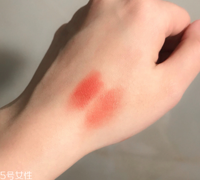 雅詩(shī)蘭黛333和迪奧740哪個(gè)更好看 誰(shuí)擦誰(shuí)好看