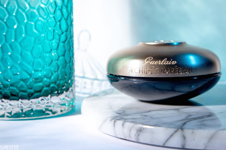 嬌蘭御廷蘭花面霜怎么按摩 這么用效果最好 嬌蘭御廷蘭花面霜怎么按摩 這么用效果最好