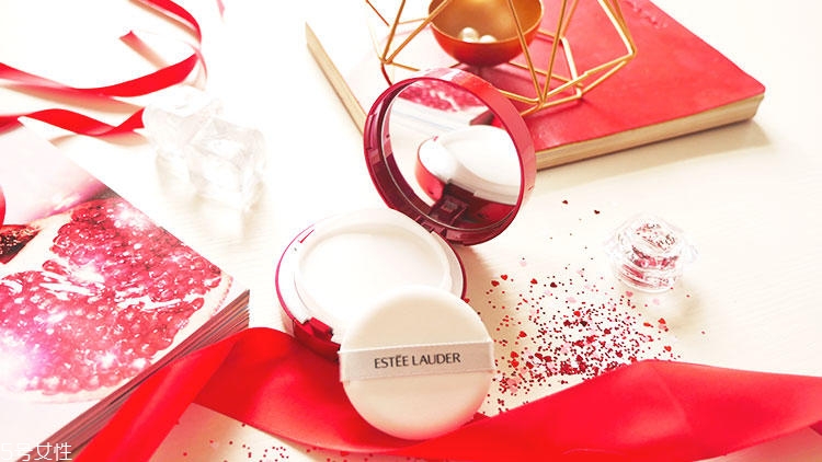 雅詩蘭黛紅石榴氣墊cc適合油皮嗎 清爽度評測 雅詩蘭黛紅石榴氣墊cc適合油皮嗎 清爽度評測