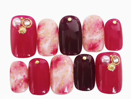 美甲什么顏色顯手長(zhǎng) 視覺拉伸這么選顏色 美甲什么顏色顯手長(zhǎng) 視覺拉伸這么選顏色