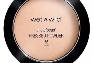 粉餅能定妝嗎 挑對了不怕脫妝