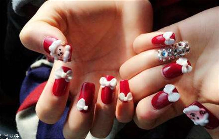 美甲什么顏色顯手長(zhǎng) 視覺拉伸這么選顏色 美甲什么顏色顯手長(zhǎng) 視覺拉伸這么選顏色