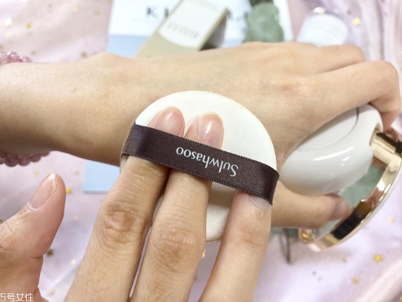 怡麗絲爾水乳哪個(gè)好用 這個(gè)牌子低調(diào)溫和有內(nèi)涵 怡麗絲爾水乳哪個(gè)好用 這個(gè)牌子低調(diào)溫和有內(nèi)涵