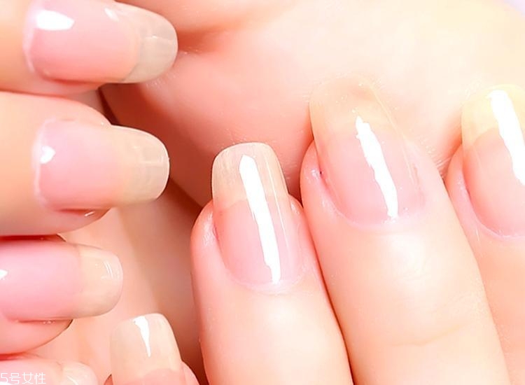 2018世界杯主題美甲 這樣的美甲真的很應(yīng)景 2018世界杯主題美甲 這樣的美甲真的很應(yīng)景