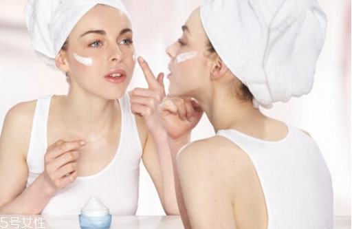 護(hù)膚品過(guò)敏怎么辦 敏感肌選擇護(hù)膚品指南