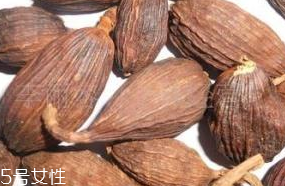 草果的營(yíng)養(yǎng)成分 含有香葉醇和草果酮