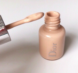 迪奧小奶瓶粉底液干嗎 dior小奶瓶粉底液適合膚質(zhì) 迪奧小奶瓶粉底液干嗎 dior小奶瓶粉底液適合膚質(zhì)