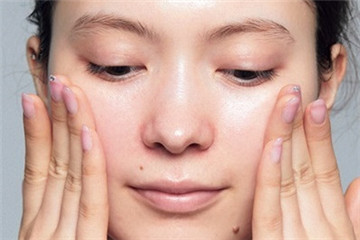 底妝怎么畫(huà)清爽 底妝新趨勢(shì) 底妝怎么畫(huà)清爽 底妝新趨勢(shì)