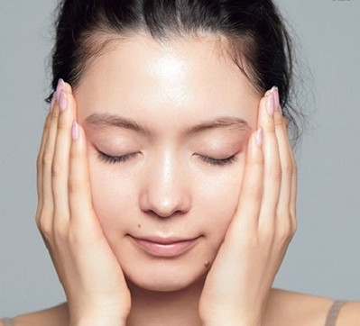 底妝怎么畫(huà)清爽 底妝新趨勢(shì) 底妝怎么畫(huà)清爽 底妝新趨勢(shì)