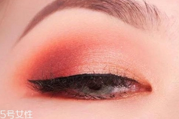 眼線筆過(guò)敏怎么辦 最好是停用