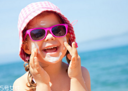 夏天spf30夠嗎 夏天如何正確防曬 夏天spf30夠嗎 夏天如何正確防曬