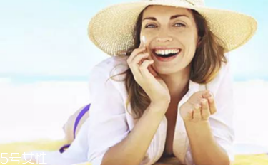 男士防曬霜女士能用嗎 看個人膚質 男士防曬霜女士能用嗎 看個人膚質