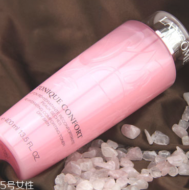 干性皮膚適合什么爽膚水 最需要這種無(wú)害水