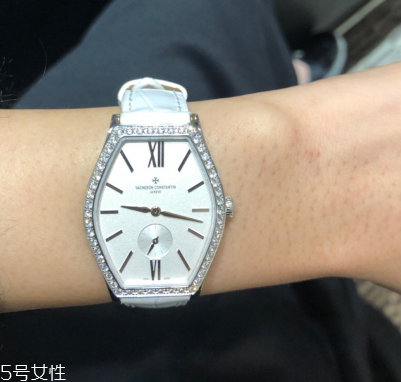 機(jī)械表發(fā)條怎么上滿 這些條件要滿足 機(jī)械表發(fā)條怎么上滿 這些條件要滿足