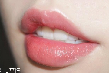 mac子彈頭哪個(gè)系列不干 魅可滋潤(rùn)口紅排行榜 mac子彈頭哪個(gè)系列不干 魅可滋潤(rùn)口紅排行榜