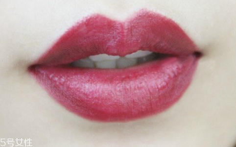 mac子彈頭哪個(gè)系列不干 魅可滋潤(rùn)口紅排行榜 mac子彈頭哪個(gè)系列不干 魅可滋潤(rùn)口紅排行榜