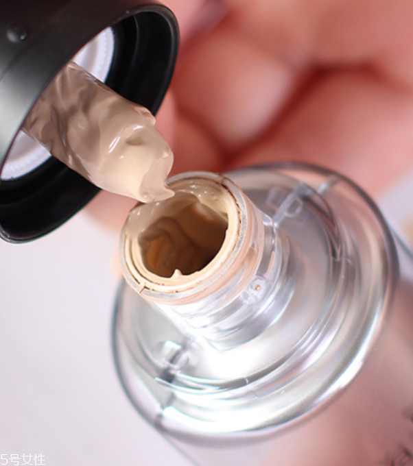 蒂佳婷銀管bb霜真假辨別 4張圖看穿假貨 蒂佳婷銀管bb霜真假辨別 4張圖看穿假貨