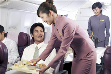 飛機(jī)餐是免費(fèi)的嗎 解析飛機(jī)上的食物能吃嗎 飛機(jī)餐是免費(fèi)的嗎 解析飛機(jī)上的食物能吃嗎