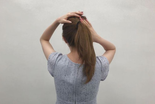 怎么綁馬尾緊實(shí)不松散 怎么綁馬尾緊實(shí)不松散