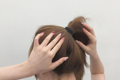 怎么綁馬尾緊實(shí)不松散 怎么綁馬尾緊實(shí)不松散