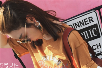 割雙眼皮和埋線(xiàn)哪個(gè)貴 看不同醫(yī)院和醫(yī)生