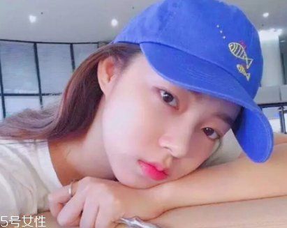 割雙眼皮和埋線(xiàn)哪個(gè)貴 看不同醫(yī)院和醫(yī)生