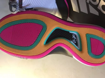 adidas d rose 9羅斯9代實(shí)戰(zhàn)測評 最值得入的簽名鞋