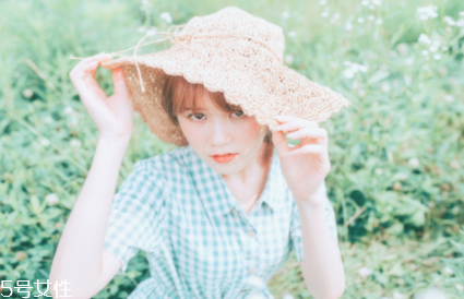 雙眼皮拆線(xiàn)后護(hù)理方法 千萬(wàn)不要用手碰傷口