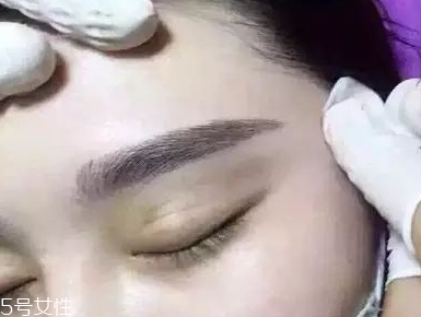 紋眉二次補(bǔ)色注意事項 主要是這7點