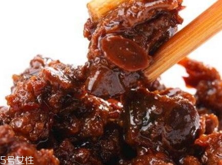 豆瓣醬的功效和作用 增進食欲 豆瓣醬的功效和作用 增進食欲