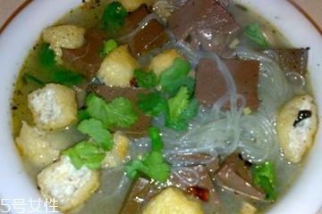 鴨血粉絲湯的價(jià)格 鴨血粉絲湯多少錢(qián)一碗