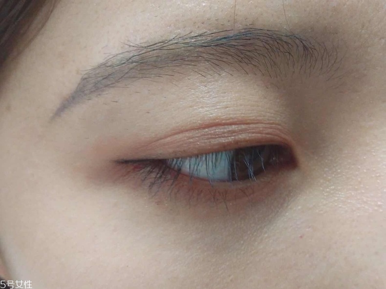 mistine紅管眼線筆防水嗎 持妝能力非常不錯(cuò) mistine紅管眼線筆防水嗎 持妝能力非常不錯(cuò)