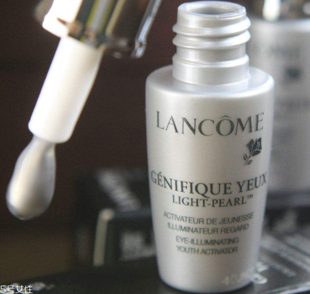 色斑用什么肌底液好 趕走色斑有訣竅 色斑用什么肌底液好 趕走色斑有訣竅