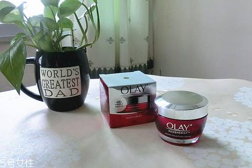 olay大紅瓶搓泥是怎么回事 讓你擁有凍齡肌 olay大紅瓶搓泥是怎么回事 讓你擁有凍齡肌