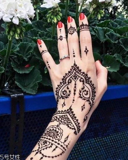 紋身為什么那么貴 貴在這幾點(diǎn) 紋身為什么那么貴 貴在這幾點(diǎn)