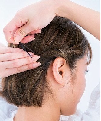 夏天短發(fā)怎么扎涼快還好看