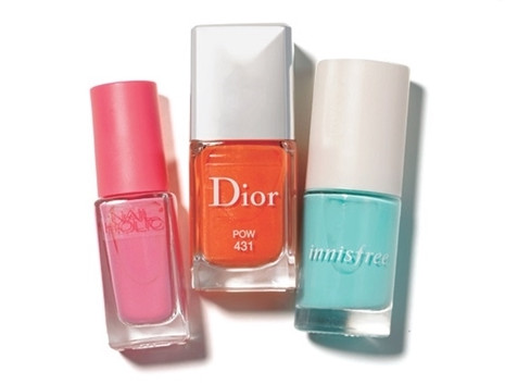 黃色眼影好看嗎 大膽玩色妝可愛 黃色眼影好看嗎 大膽玩色妝可愛