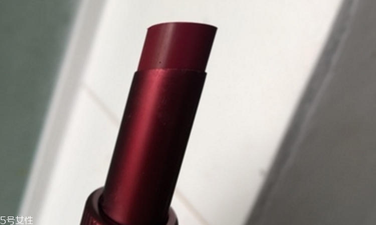 瑪麗黛佳222是什么色 瑪麗黛佳222和迪奧999對(duì)比 瑪麗黛佳222是什么色 瑪麗黛佳222和迪奧999對(duì)比