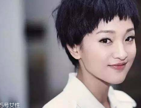 2018狗啃劉海圖片女 女明星最愛(ài)的狗啃劉海