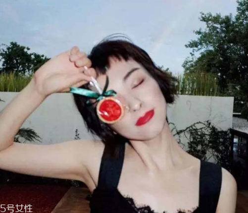 2018狗啃劉海圖片女 女明星最愛(ài)的狗啃劉海