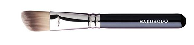 遮瑕刷怎么挑選 刷頭不宜過大 遮瑕刷怎么挑選 刷頭不宜過大